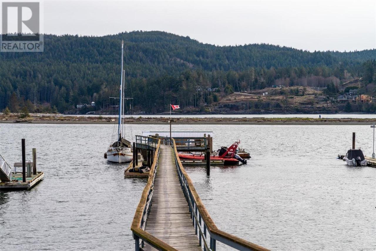 Salty Towers Ocean Front Cottages Sooke Buitenkant foto