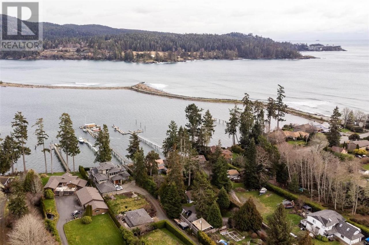 Salty Towers Ocean Front Cottages Sooke Buitenkant foto